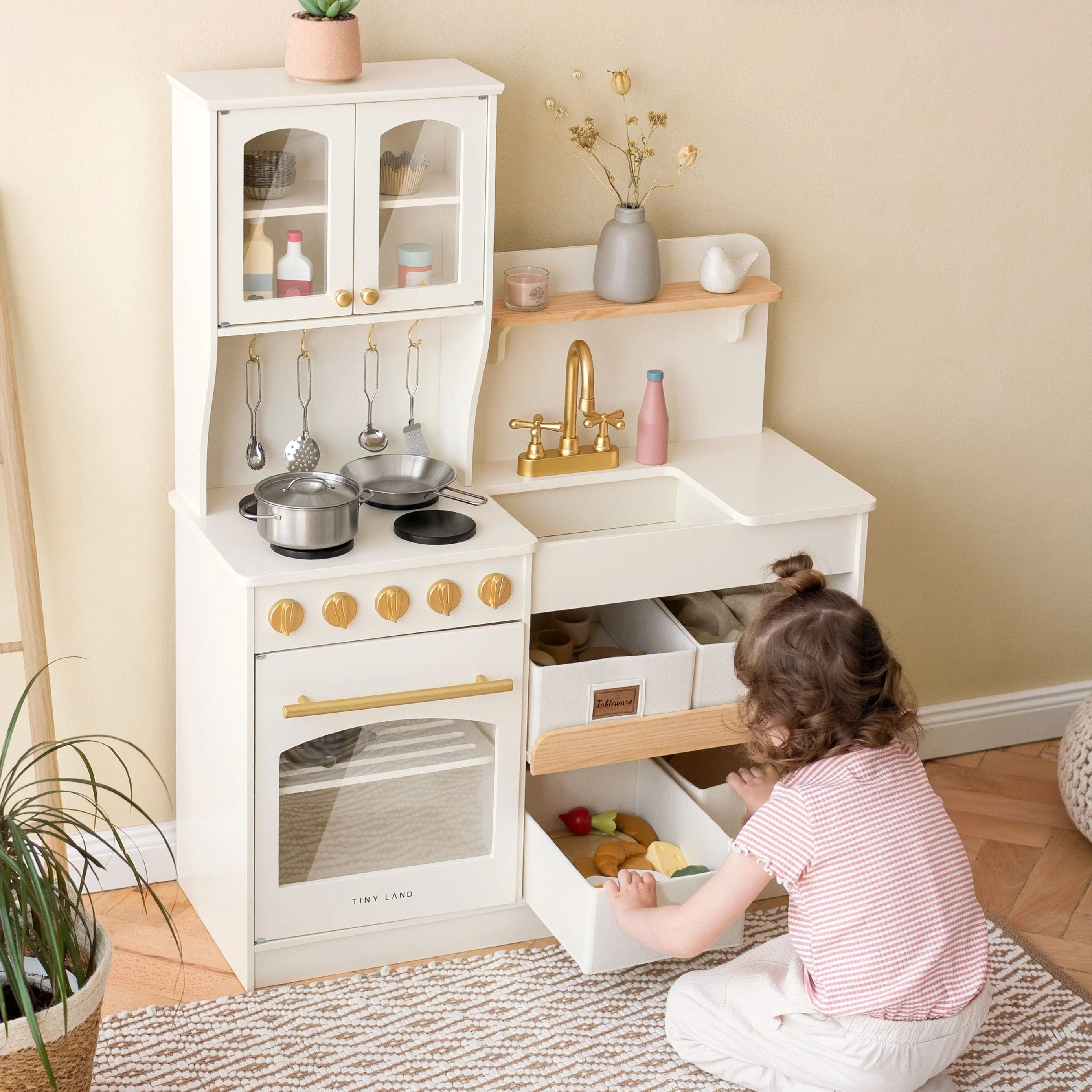 Montessori wooden store play kitchen